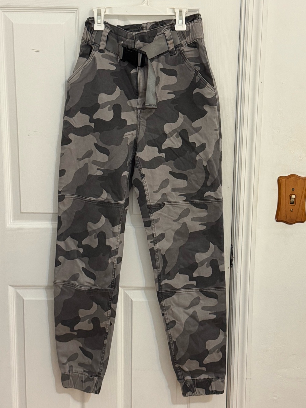 Hollister Gray & Black Camo Cargo Jogger Pants